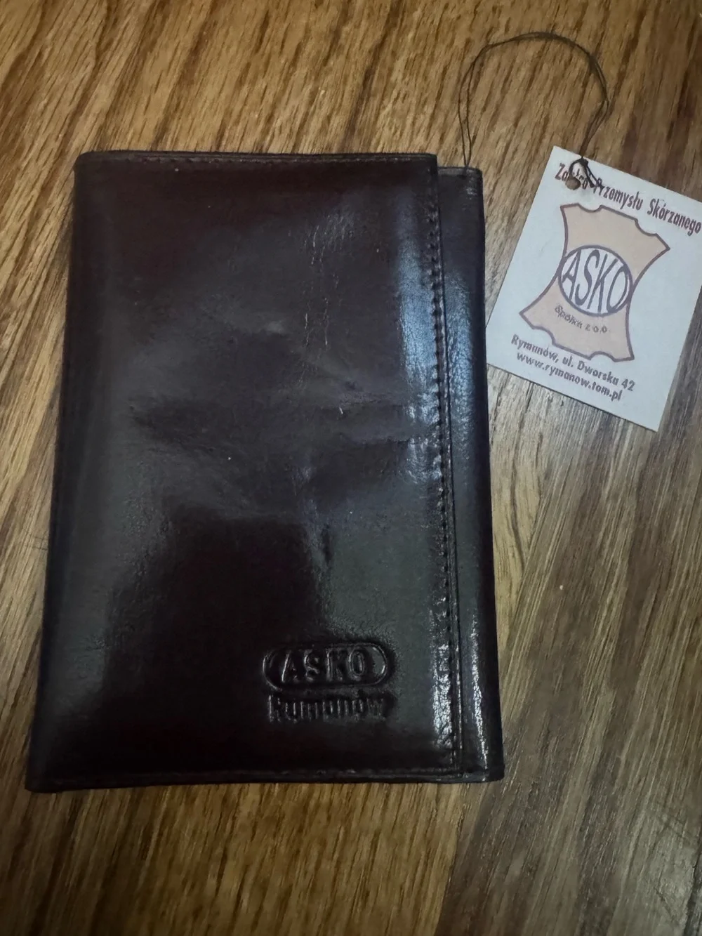 Classic Dark Brown Leather Bifold Wallet